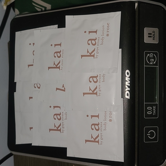 Kai Rose Body Lotion Fragrance by Gaye Straza - 9 Sample packets! - Picture 9 of 16